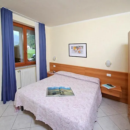 Luxurious Holiday In With Pool